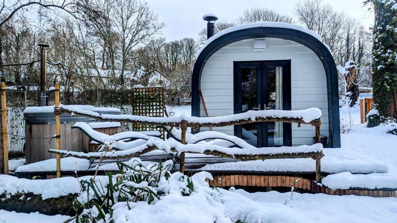 Emlyn'S Coppice - Luxury Woodland Glamping Villa โฮลีเวล ภายนอก รูปภาพ