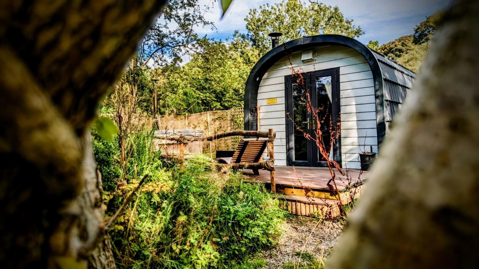 Emlyn'S Coppice - Luxury Woodland Glamping Villa โฮลีเวล ภายนอก รูปภาพ